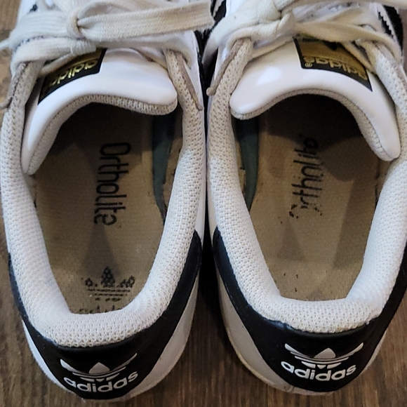 Gymshoes - Picture 4 of 5